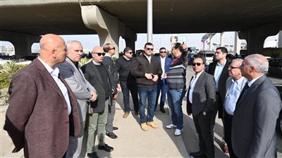 وزير الإسكان يوجه بوضع برنامج زمني للانتهاء من تنفيذ ممشى محور 26 يوليو