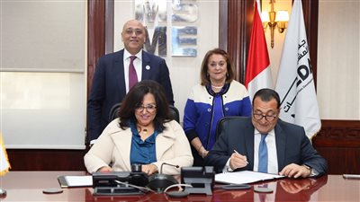 جهاز المشروعات يوقع عقدًا مع إرادة للتمويل متناهي الصغر بـ60 مليون جنيه