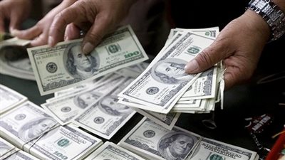 ضبط قضايا إتجار بالنقد الأجنبي بقيمة 7 ملايين جنيه خلال 24 ساعة