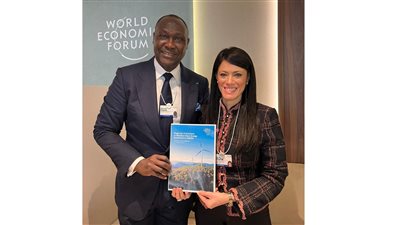 «المشاط»: مصر تستهدف التحول إلى مركز إقليمي لاستثمارات الطاقة المتجددة