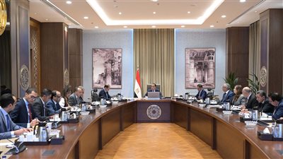 الحكومة: إجراءات عاجلة لتقليل زمن الإفراج الجمركي عن البضائع والسلع