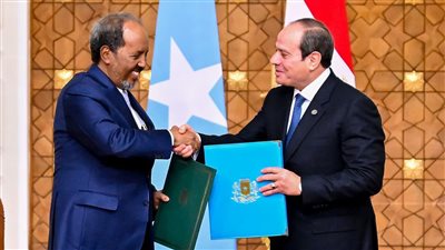 مصر والصومال توقعان الإعلان السياسي المشترك لترفيع العلاقات الثنائية لمستوى الشراكة الاستراتيجية
