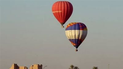 دون إصابات.. هبوط اضطراري لبالون طائر في الأقصر