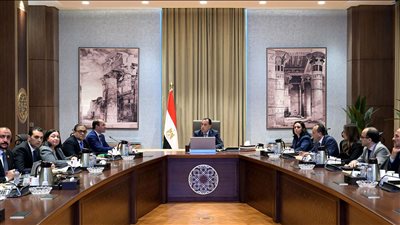 الحكومة تناقش التصورات المقترحة لحزمة الحماية الاجتماعية