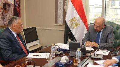 وزير الكهرباء يوجه ببدء دراسات توفير 28 ميجاوات للمنطقة الصناعية بالمثلث الذهبي