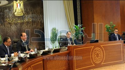 وزيرا «المالية» و«الاستثمار» يعلنان تفاصيل التيسيرات والتسهيلات الجمركية الجديدة