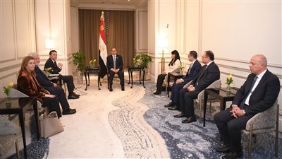 الرئيس السيسي يبحث مع «نفانتيا» الأسبانية توطين الصناعات البحرية في مصر