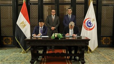 توقيع بروتوكول لبدء نشاط أول مصنع لإنتاج أجهزة الموجات فوق الصوتية بمصر