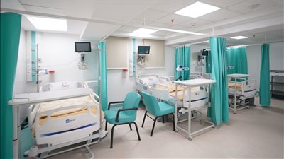 البنك الأهلي المصري يفتتح المحضن المجاني بمستشفى عين شمس الجامعي