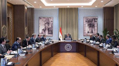 رئيس الوزراء يتابع جهود إتاحة مخزون آمن من السلع والمنتجات الاستراتيجية