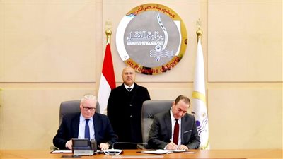  «القابضة للنقل» تتعاون مع شركة دنماركية لتخريد السفن بميناء دمياط