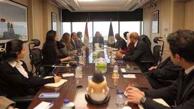 وزير السياحة يبحث مع مؤسسة التمويل الدولية سبل تعزيز مشاركة القطاع الخاص