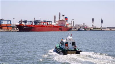 تداول 41 ألف طن و897 شاحنة بضائع بموانئ البحر الأحمر