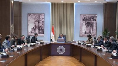 رئيس الوزراء يتابع جهود تنفيذ مستهدفات الدولة بمجال التحول الرقمي 