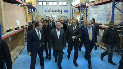 كولواي الأسبانية تبدأ إنتاج المكونات الداخلية للقطارات في مصر