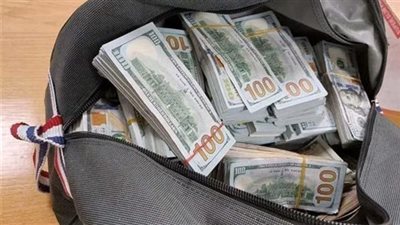 ضبط قضايا إتجار بالنقد الأجنبي بقيمة 13 مليون جنيه خلال 24 ساعة