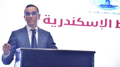 وزير الاستثمار يتابع إجراءات تقليل زمن الإفراج الجمركي بميناء الإسكندرية 