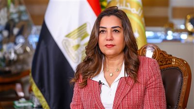  وزيرة التنمية المحلية تتابع إجراءات تحديد أسعار تعريفة سيارات الأجرة بالمحافظات