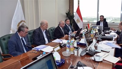  وزير التموين يتابع خطة «الإسكندرية للزيوت والصابون» للتوسع وتحسين الكفاءة الإنتاجية