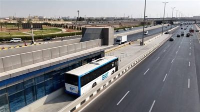 «النقل» تبدأ تجارب تدريب سائقي الأتوبيس الترددي BRT  
