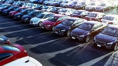 «فيتش» تعدّل نظرتها المستقبلية لقطاع السيارات العالمي 