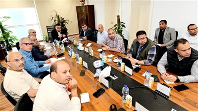 وزير الإسكان يوجه بإعداد تقرير أسبوعي عن موقف التسليمات بمشروعات العلمين الجديدة