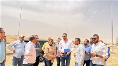  وزير الإسكان يتابع تقدم الأعمال بمشروعات المرحلة العاجلة بمدينة السويس الجديدة