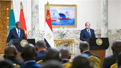 مصر وأنجولا توقعان عددًا من الإتفاقيات ومذكرات التفاهم المشتركة