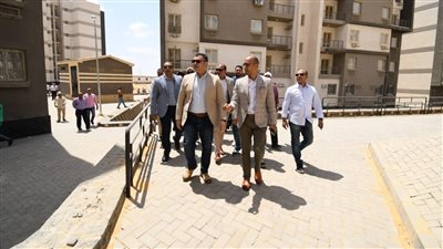 وزير الإسكان يتفقد مشروع «سكن مصر» بأرض المعارض في القاهرة الجديدة