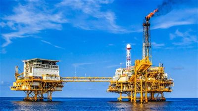 وزير البترول يتعاقد مع شركتين للبحث عن الغاز والزيت بمنطقة شمال بورفؤاد 