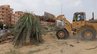 وزير الإسكان يُصدر قرارات إزالة لتعديات ومخالفات بناء بالساحل الشمالي وملوي الجديدة