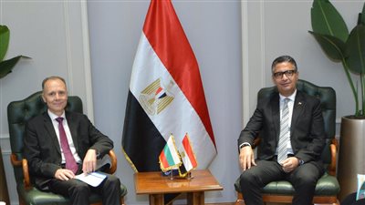 مصر وبلغاريا تبحثان تعزيز التعاون بمجالات التجارة والصناعات الغذائية 
