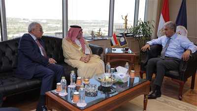 ارتفاع أعداد السائحين الوافدين لمصر 25% بالربع الأول من 2025