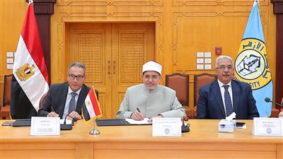 البنك الأهلي المصري يوقع بروتوكول تعاون جديد مع جامعة الأزهر