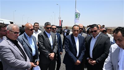 رئيس الوزراء يتابع موقف تنفيذ مشروعات «الحزام الأخضر»