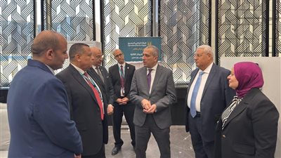 رئيس البنك الزراعي يتفقد الأعمال النهائية بمقر العاصمة الإدارية