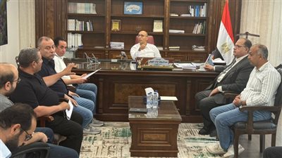 رئيس جهاز القاهرة الجديدة يناقش مقترحات ومطالب سكان «بيت الوطن» و«دار مصر»