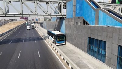 «النقل» تجدد مناشدة قائدي المركبات بعدم استخدام طريق الأتوبيس الترددي  