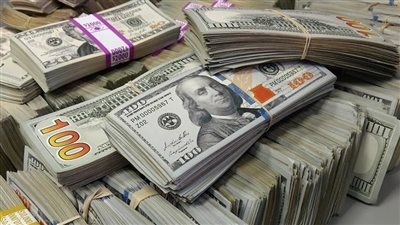 ضبط قضايا إتجار بالنقد الأجنبي بقيمة 4 ملايين جنيه خلال 24 ساعة 