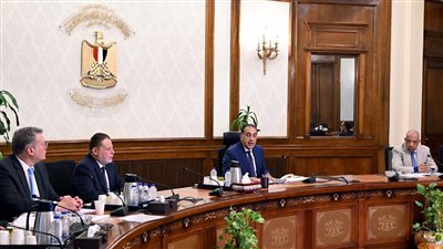 رئيس الوزراء يتابع خطة توفير مخزون مطمئن من المواد البترولية والغاز الطبيعي