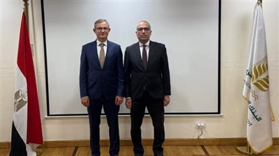 البنك الزراعي المصري يبحث تعزيز التعاون المشترك مع وزير زراعة صربيا 
