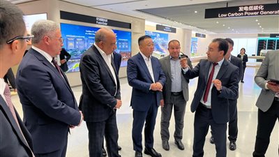 وزير الكهرباء يبحث مع هواوي الصينية تعزيز الشراكة بمجالات أنظمة تخزين الطاقة