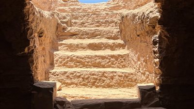 اكتشاف مقابر جديدة من العصرين اليوناني والروماني في أسوان