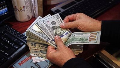 ضبط قضايا إتجار بالنقد الأجنبي بقيمة 4 ملايين جنيه خلال 24 ساعة 