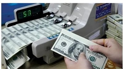 ضبط قضايا إتجار بالنقد الأجنبي بقيمة 6 ملايين جنيه خلال 24 ساعة 