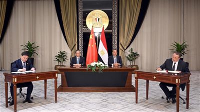 مصر والصين توقعان مذكرة تفاهم لاستخدام العملات المحلية في تسوية المعاملات