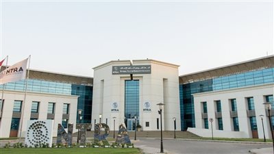 جهاز تنظيم الاتصالات يلزم الشركات بتقديم إنترنت أرضي ومحمول مجاني للعملاء