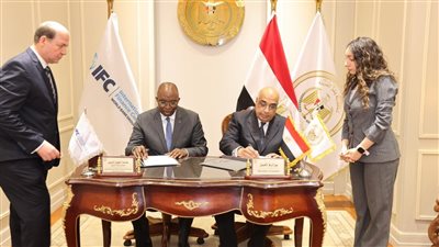  توقيع مذكرة تفاهم لإطلاق منظومة الإنذار المبكر للشركات الصغيرة والمتوسطة