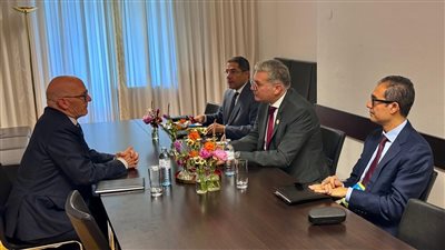 مباحثات مصرية كندية للتعاون بمجال تطوير عمليات البحث والتنقيب عن البترول والغاز