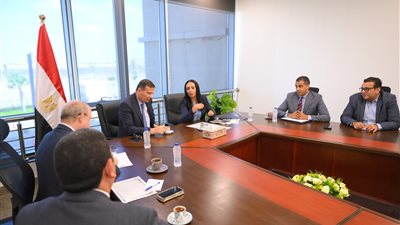 وزيرا التضامن والزراعة يبحثان الشراكة في إقامة أول معرض دائم لـ«ديارنا»